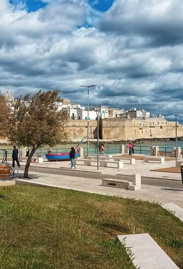 Casa Santa Caterina 32 Apartment Monopoli Bagian luar foto